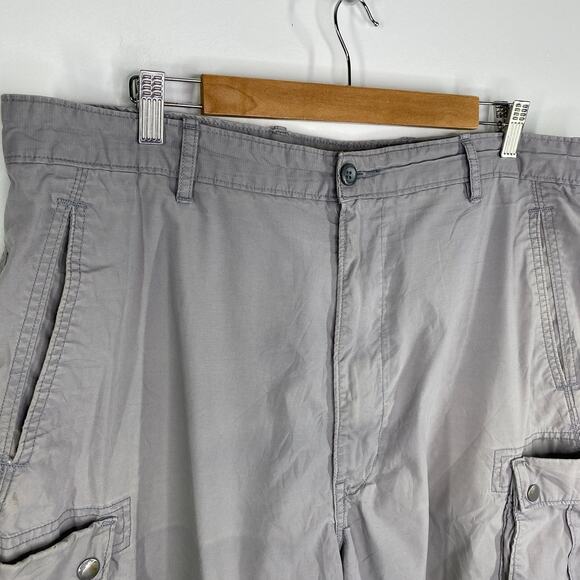 Levi's Premium Cotton Blend Light Grey Cargo Shorts Men's Size 38 - Picture 6 of 9